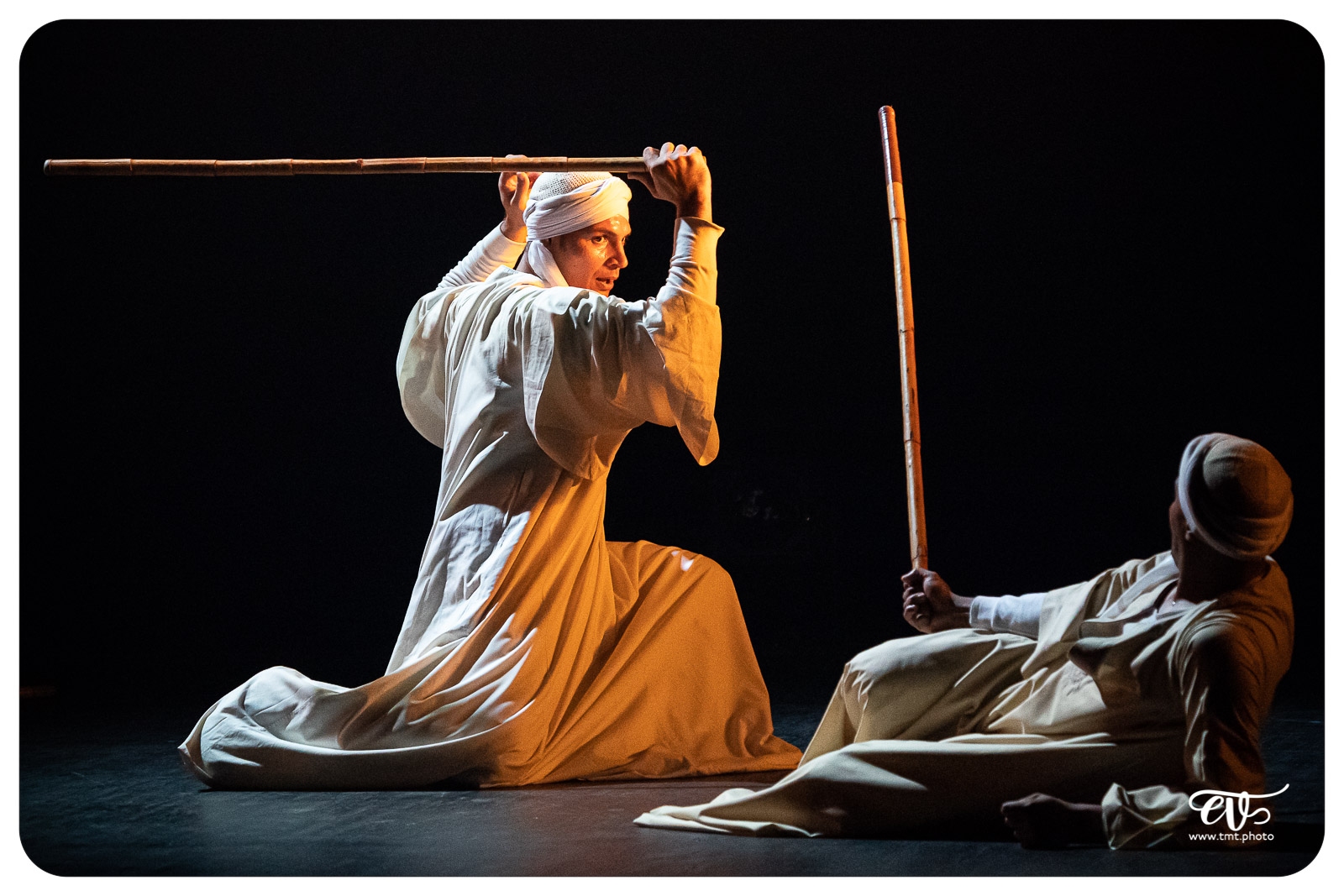 DANS LE CERCLE DES HOMMES DU NIL - CENTRE MEDHAT FAWZY DE MALLAW